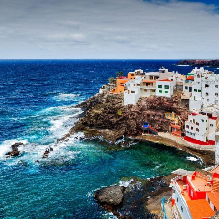 How to Get Around in the Canary Islands Beautifully